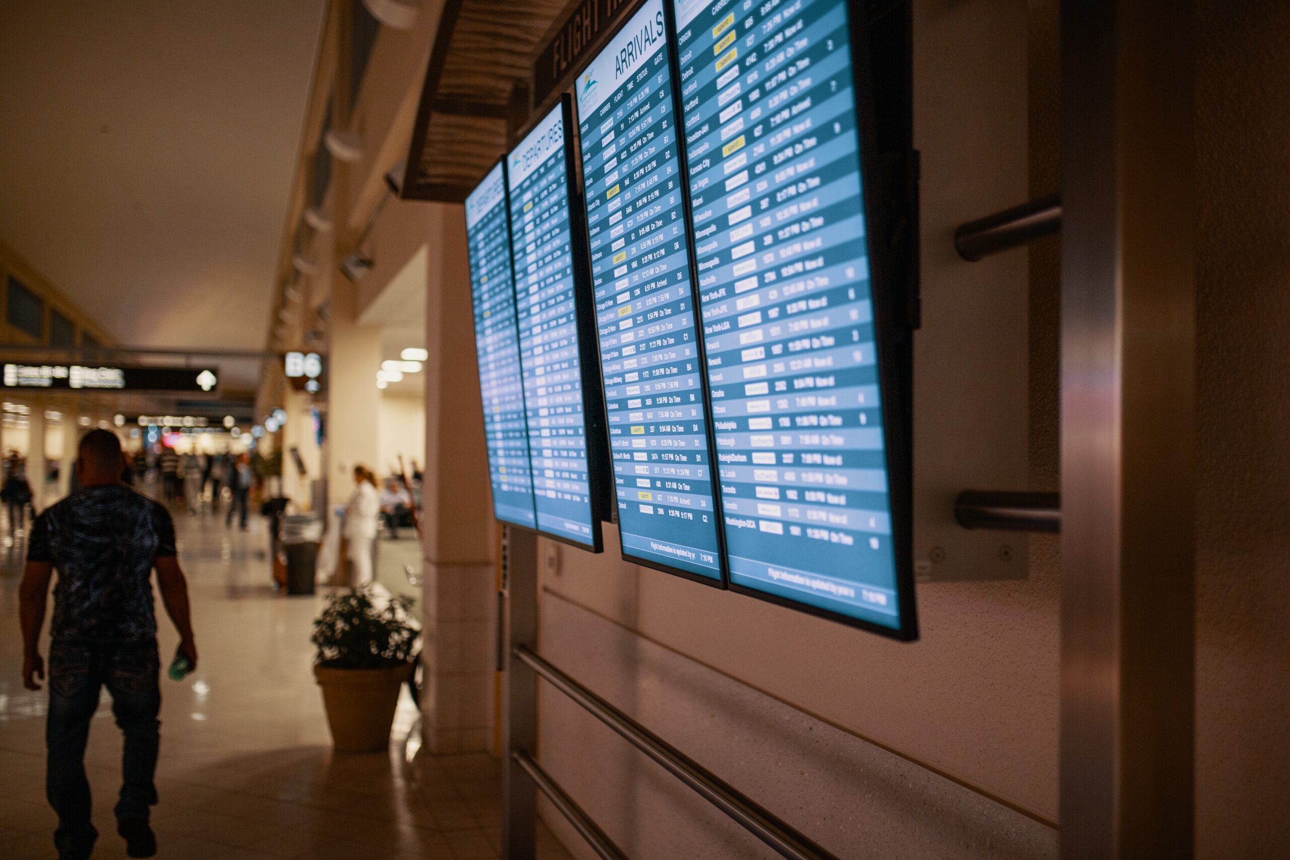 Réserver votre course pour des transferts aeroports avec un service de VTC